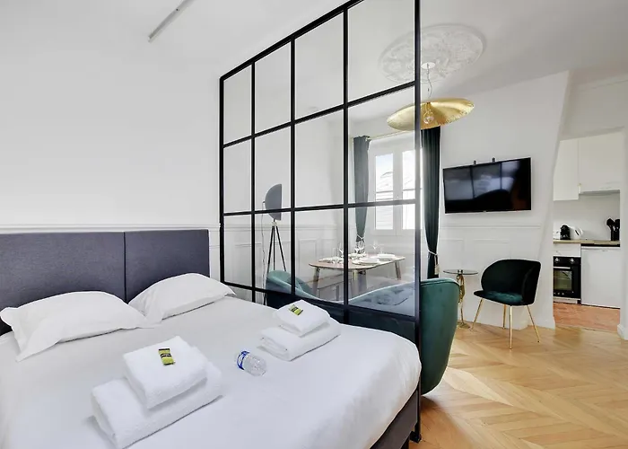 Pretty 2p - Ternes St Honore